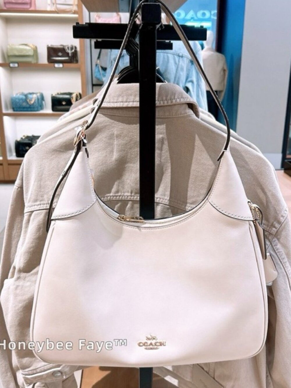 NWT Coach Ella Shoulder Bag CCE48 Gold/Oat
